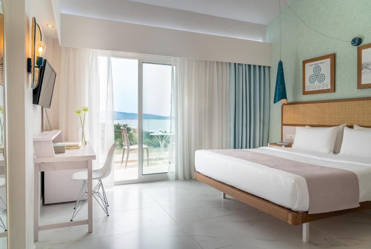 Suitetrails - Zoe Hotel, Trypiti Beach Resort & Hive water park