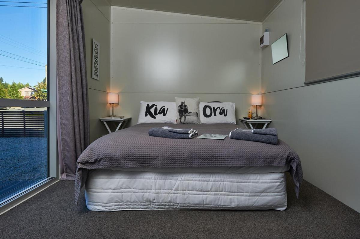 WanaHaka - Lake Wanaka & Town at your door - Housity