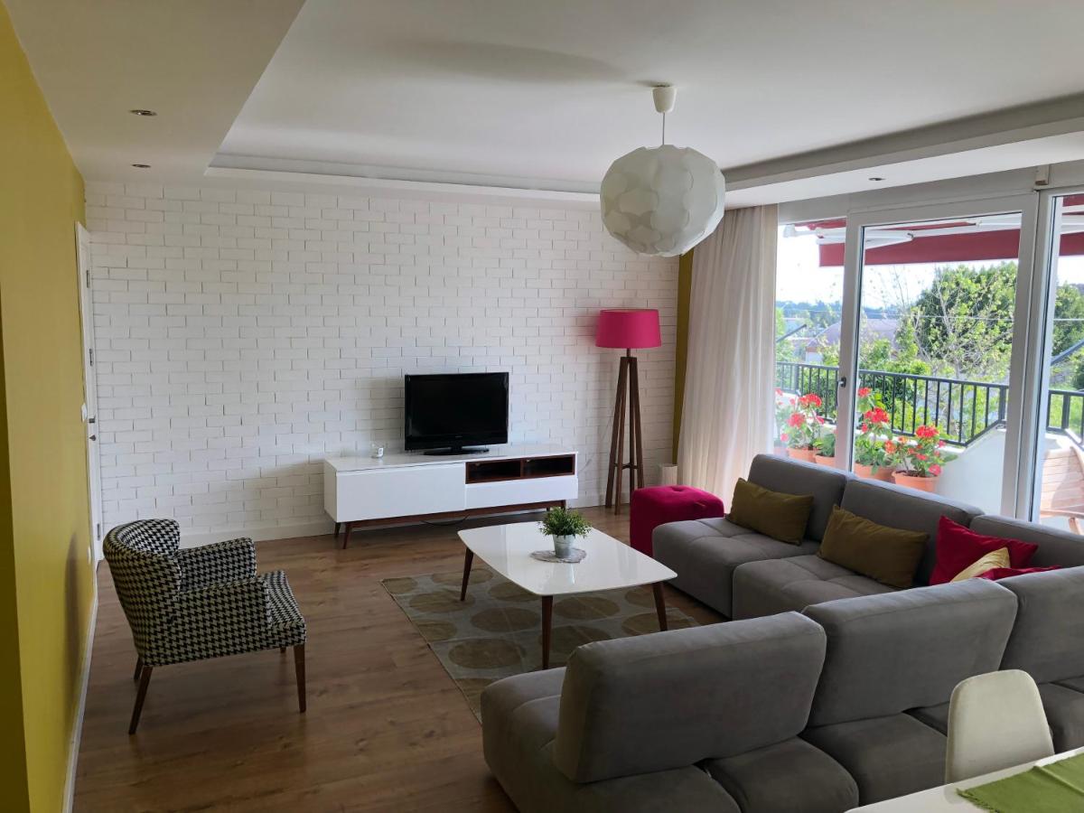 Suitetrails - Bright and comfortable apartment for families