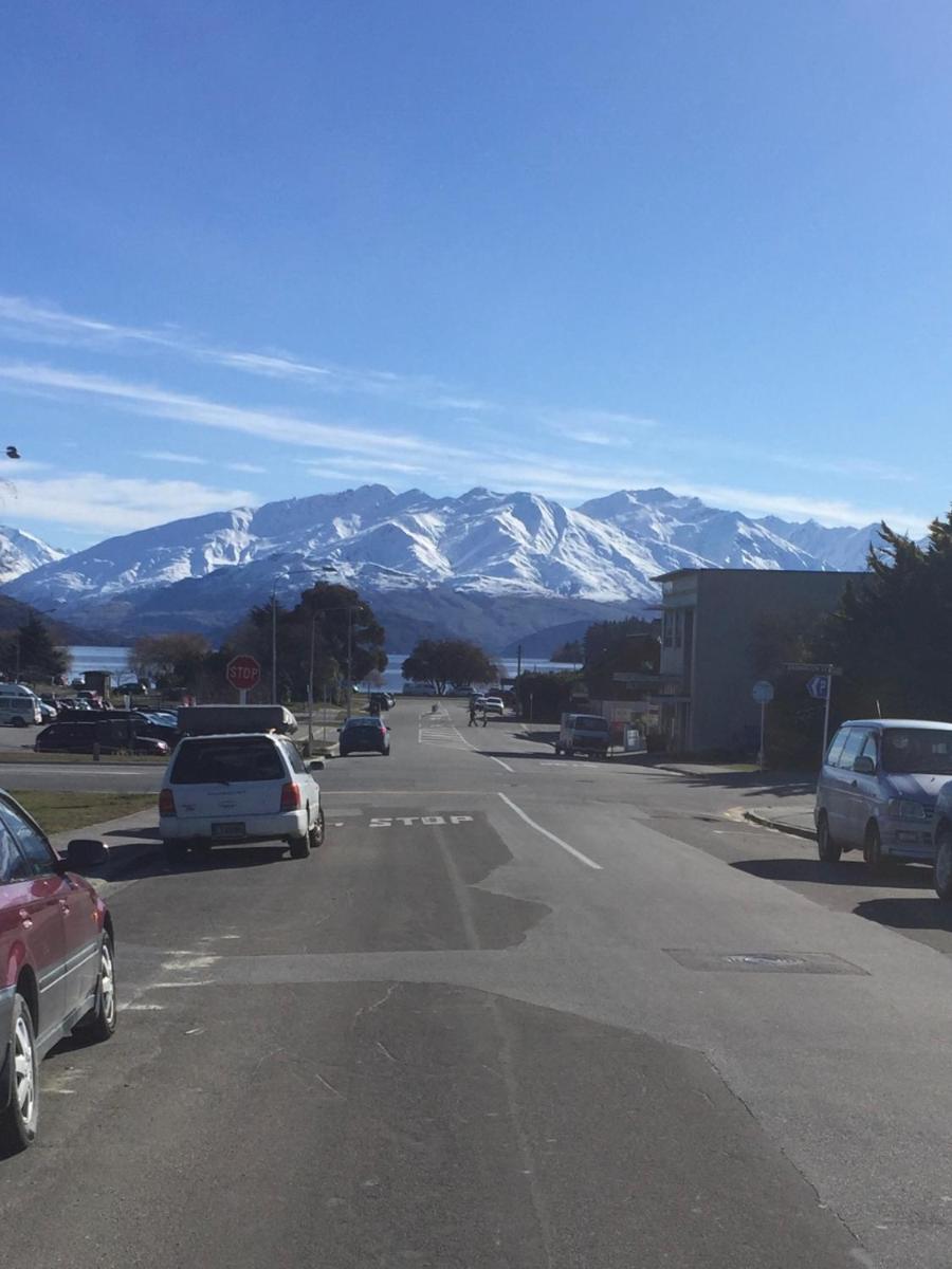 WanaHaka - Lake Wanaka & Town at your door - Housity