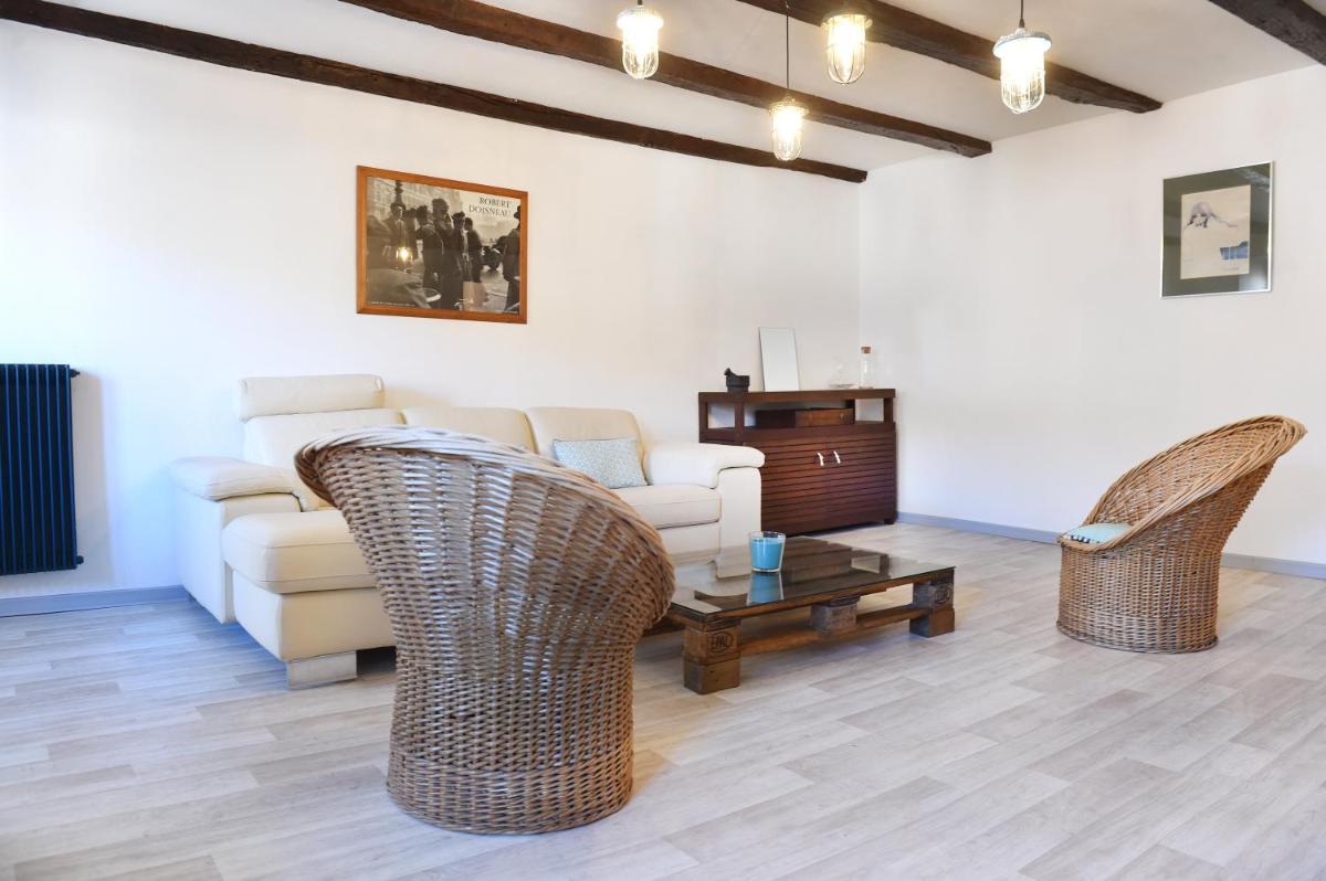 Hyper Centre - Cosy Appartement avec Cachet - Housity