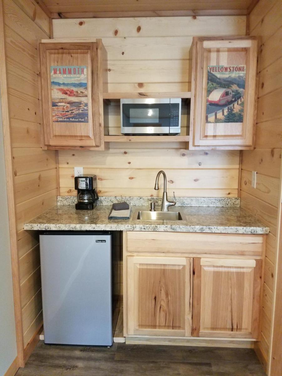 406 Lodge at Yellowstone - Housity