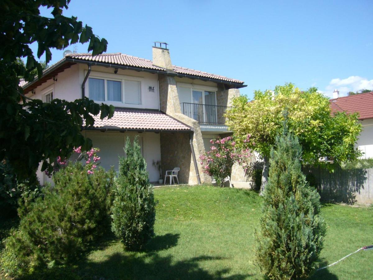 Mediterrán Vendégház - Housity