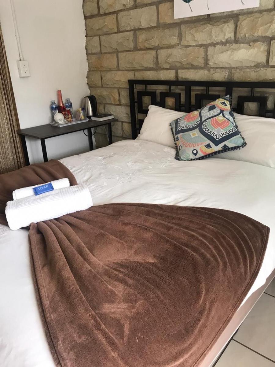 Queenspark Lodge - Housity