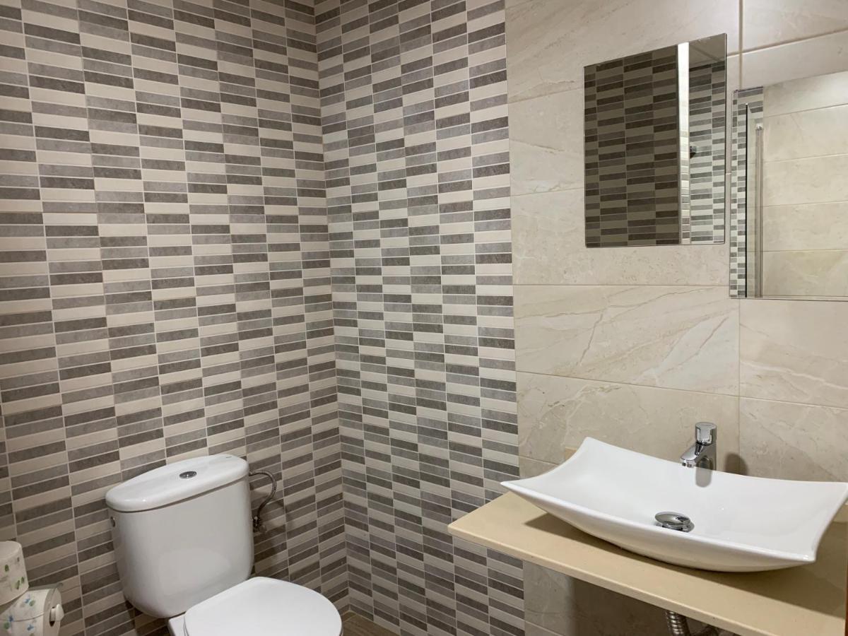 Hostal Restaurante Rufino - Housity