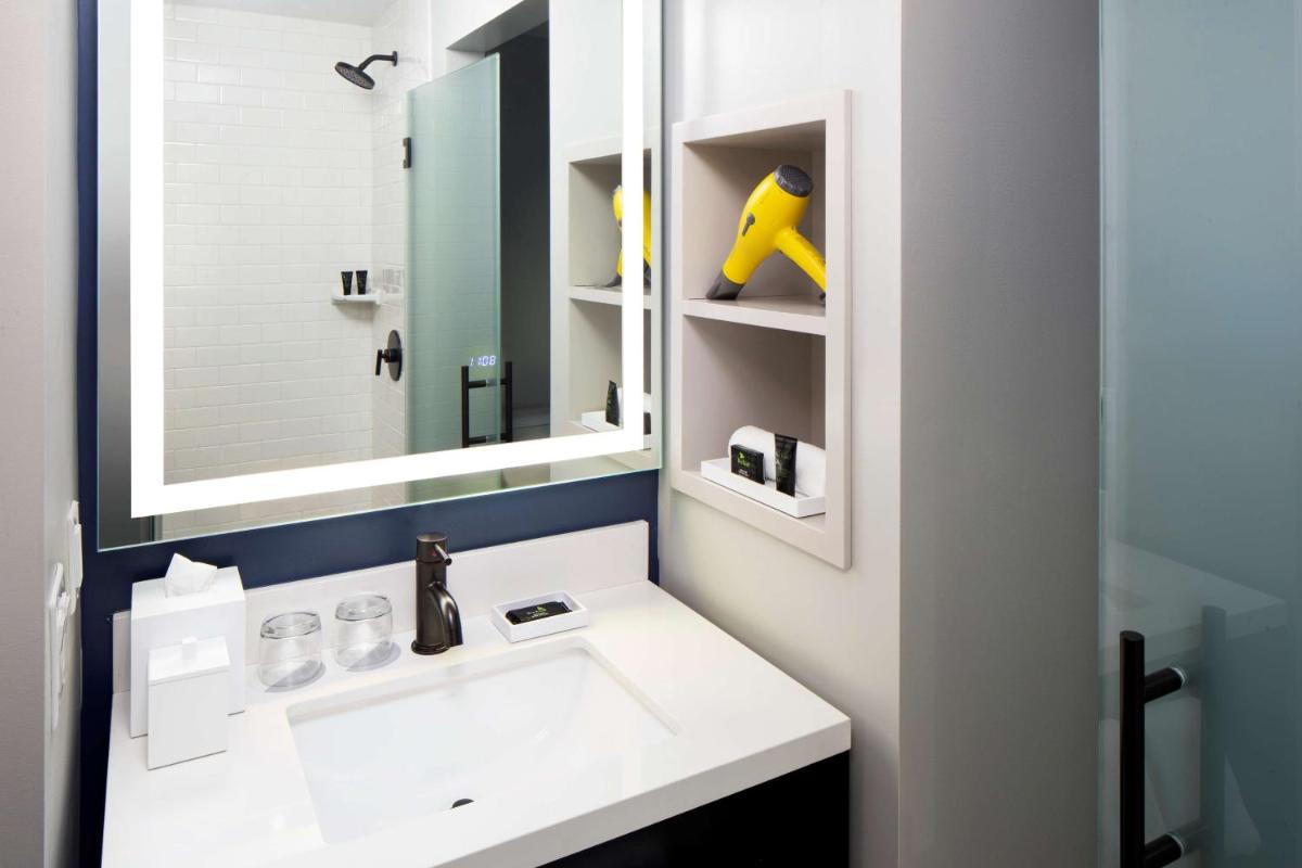 Hyatt Centric Faneuil Hall Boston - Housity
