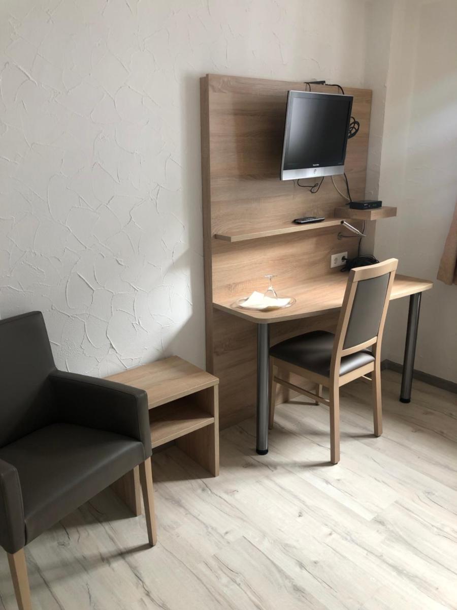 Hotel & Gastropark Loemühle - Housity