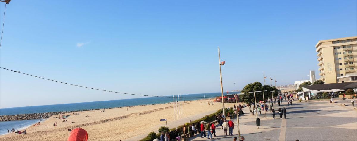 The Shore@GreenCoast - Waterfront Beach House Espinho - Housity