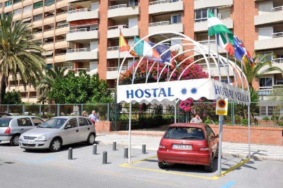 Hostal Velilla - Housity