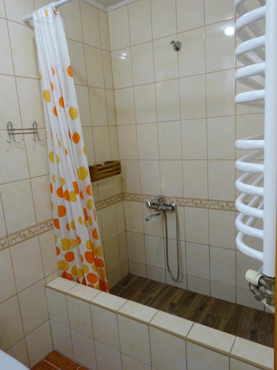 Біля лісу Апартименти з двома спальнями - Housity