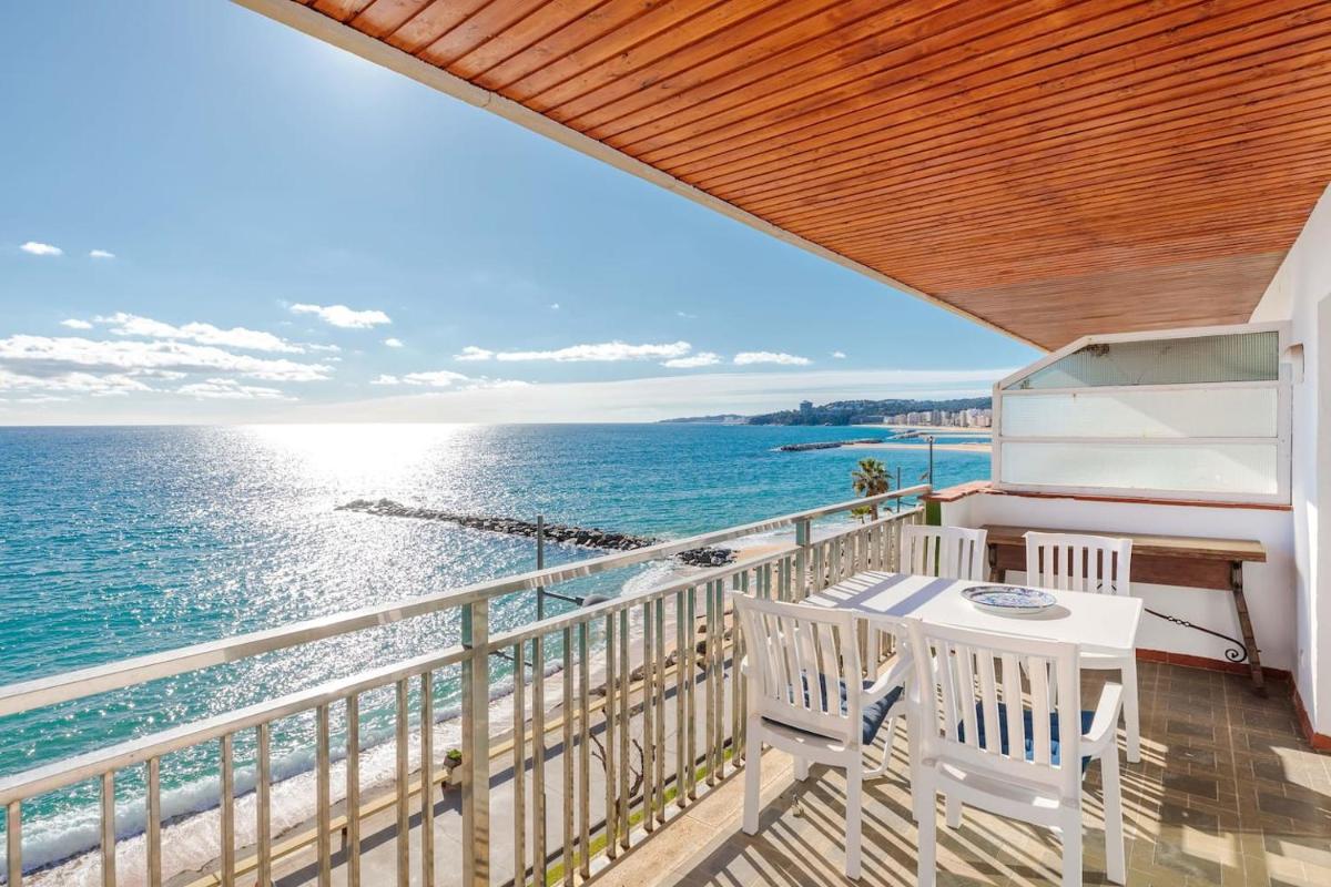 Flateli - Sant Antoni de Calonge - Housity