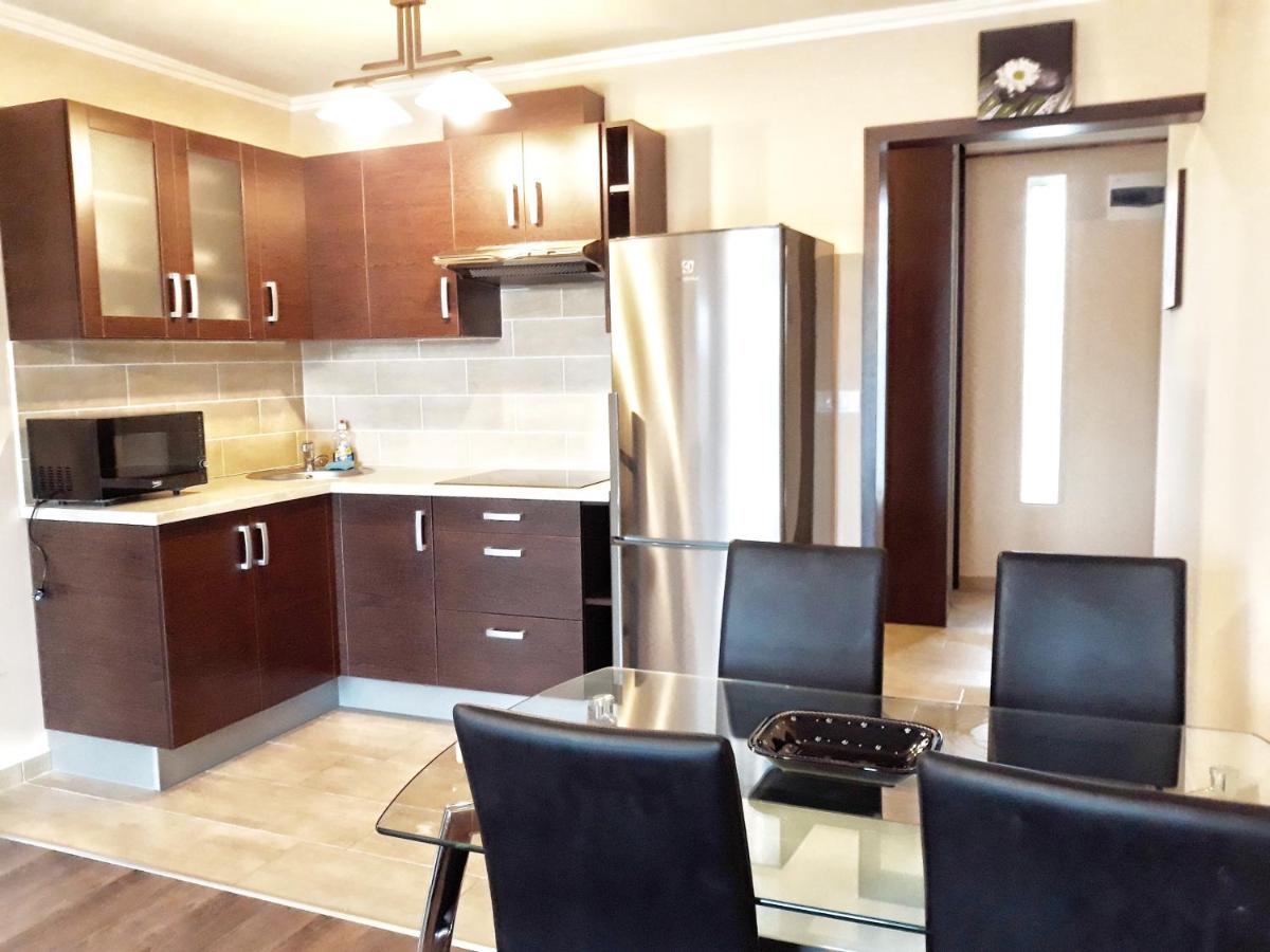 Central Holiday Apartment - Housity