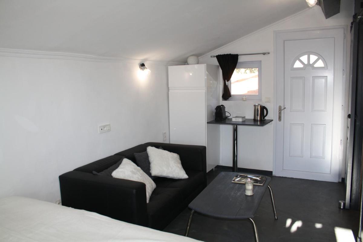 LA PARENTHESE AMOUREUSE - Housity