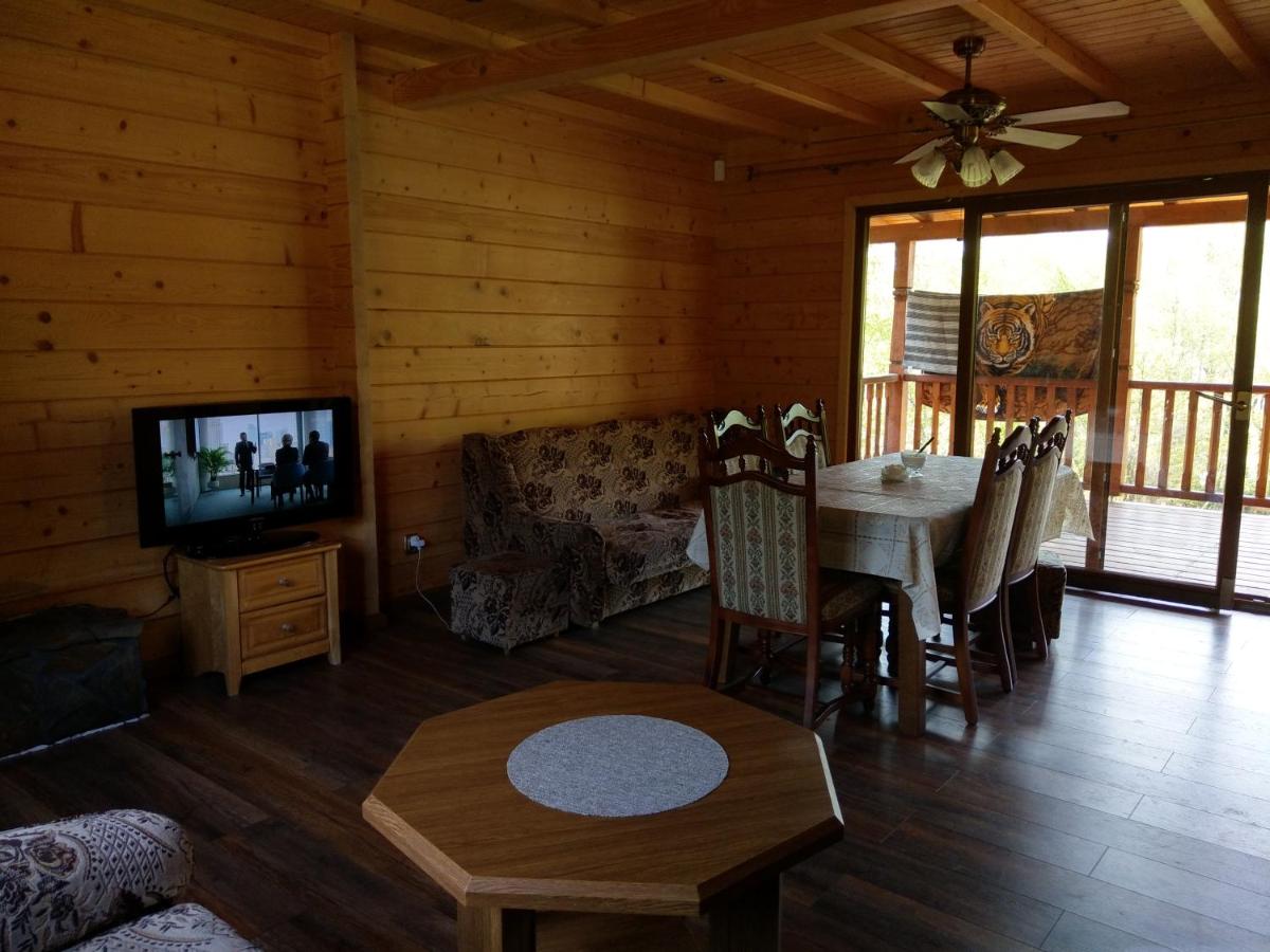 Domek u Charnasia - Housity