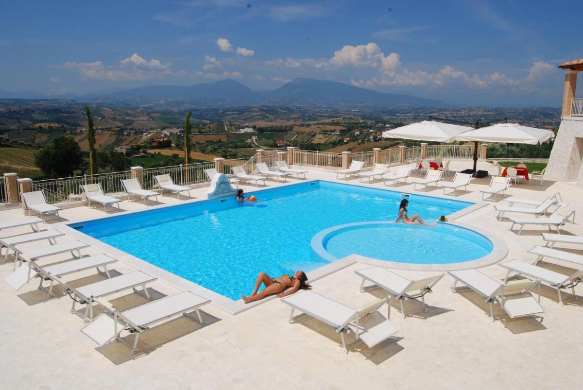 Incantea Resort - Housity