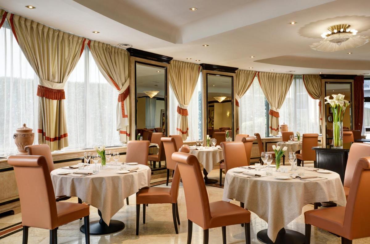 UNAHOTELS Scandinavia Milano - Housity