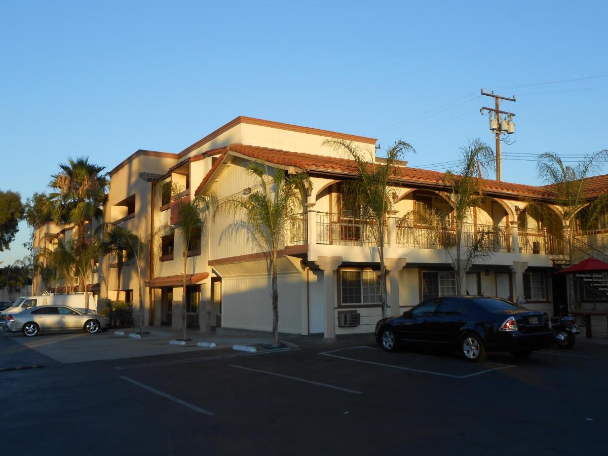Best Inn & Suites - Housity