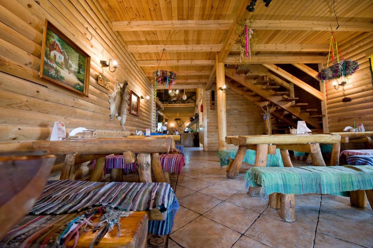Karczma Biesiadna - Housity
