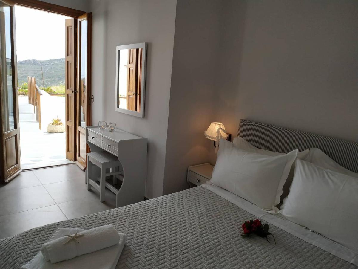 Andreas and Petrinela Rooms - Housity