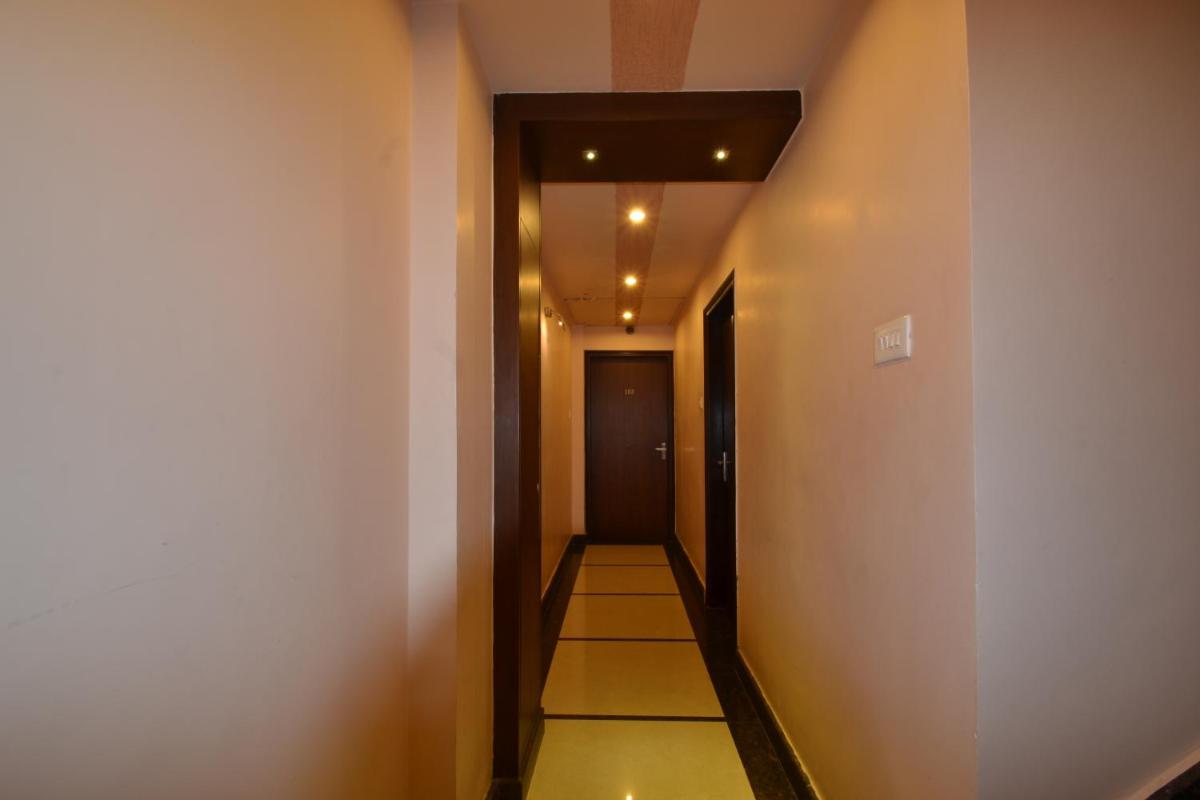 Hotel Central Residency - Housity