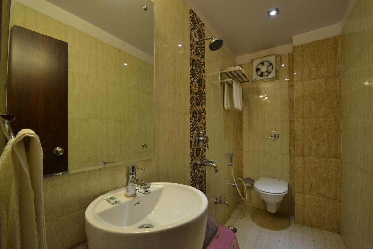 Hotel Central Residency - Hizvo