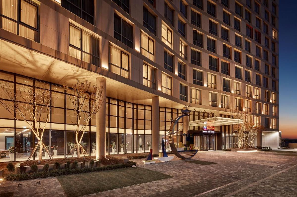 Ramada Encore by Wyndham Gimpo Han River Hotel - Housity