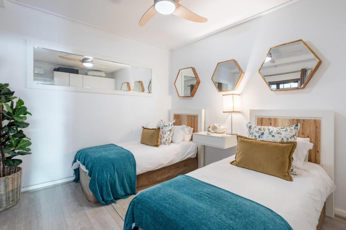 Suitetrails - Luxury City Apartment with Mountain Views