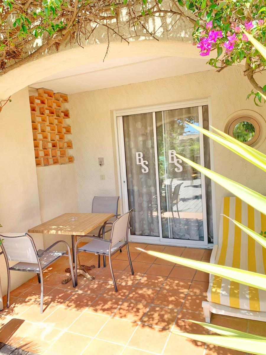 Balcon ou terrasse dans l'établissement Hôtel Beau Soleil
