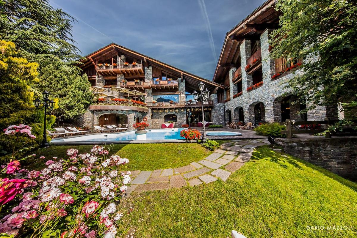 Relais Mont Blanc Hotel & Spa - Housity