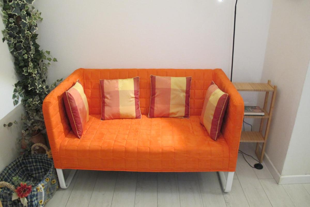 Renovated Central Suites - Housity