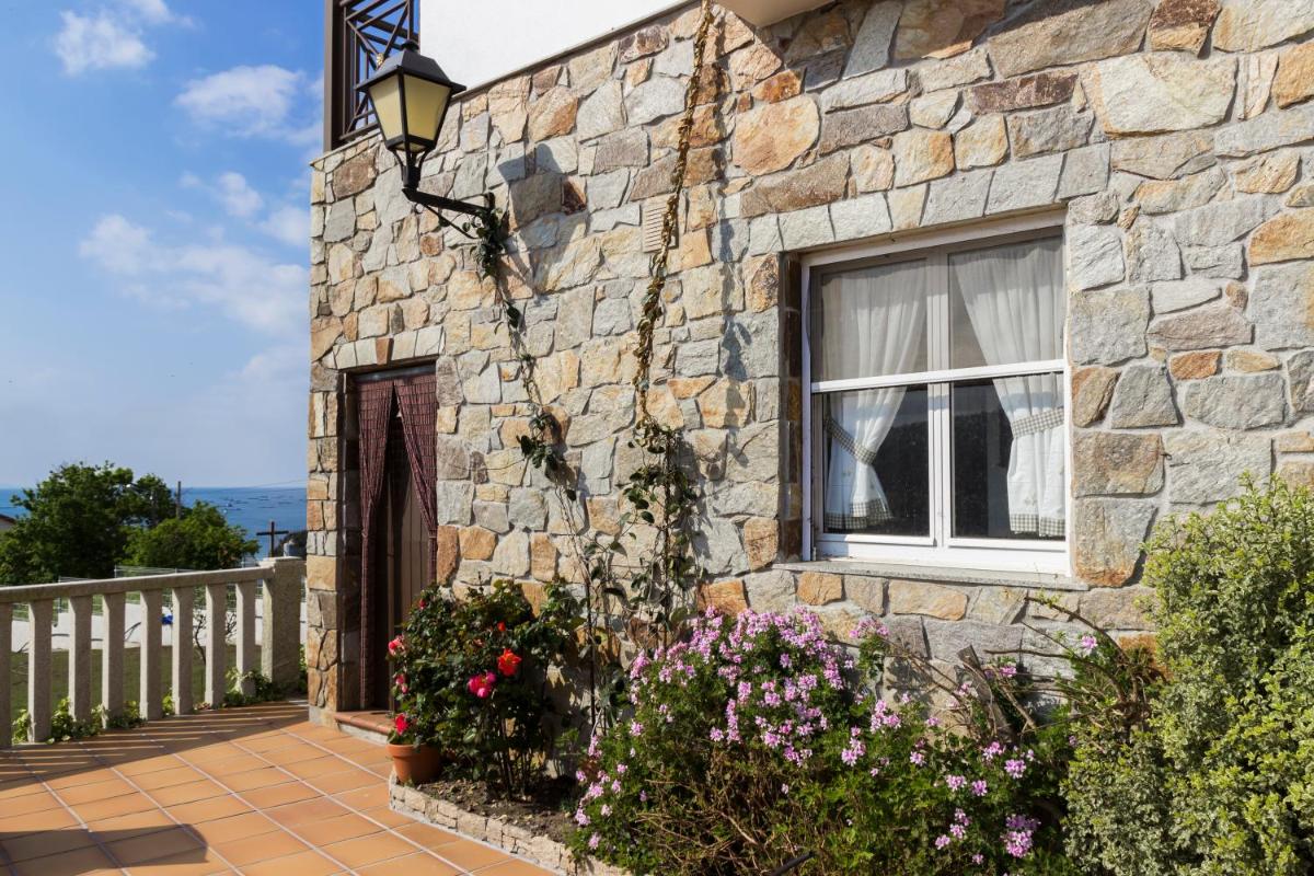 Apartamentos Rurales de Abelleira - Housity