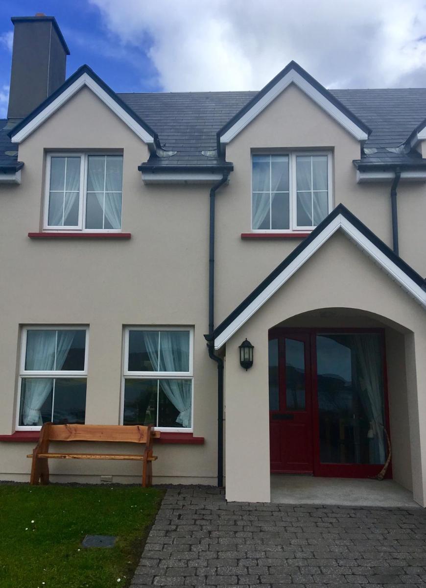 Fuchsia House - Housity