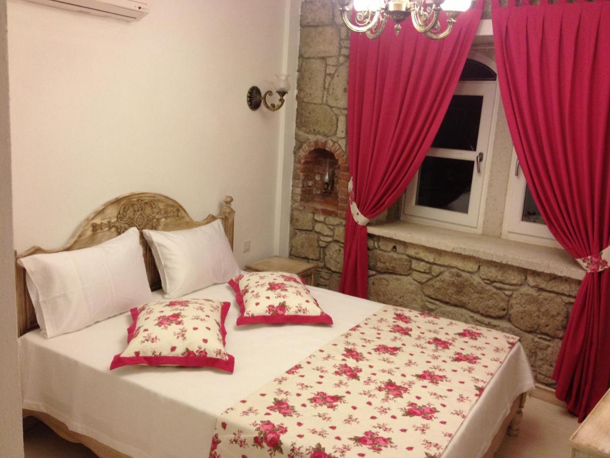 Ciftekuyu Hotel - Housity
