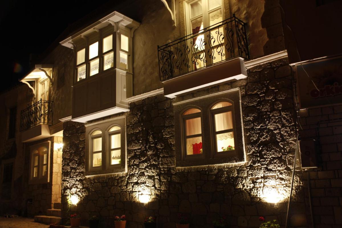 Ciftekuyu Hotel - Housity