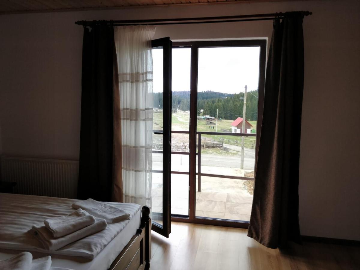Pensiunea Simiriam Apuseni, Padis - Housity