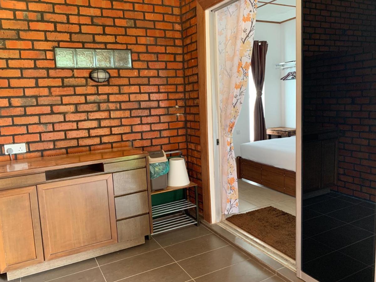 Hujung Kampung Estate - Housity