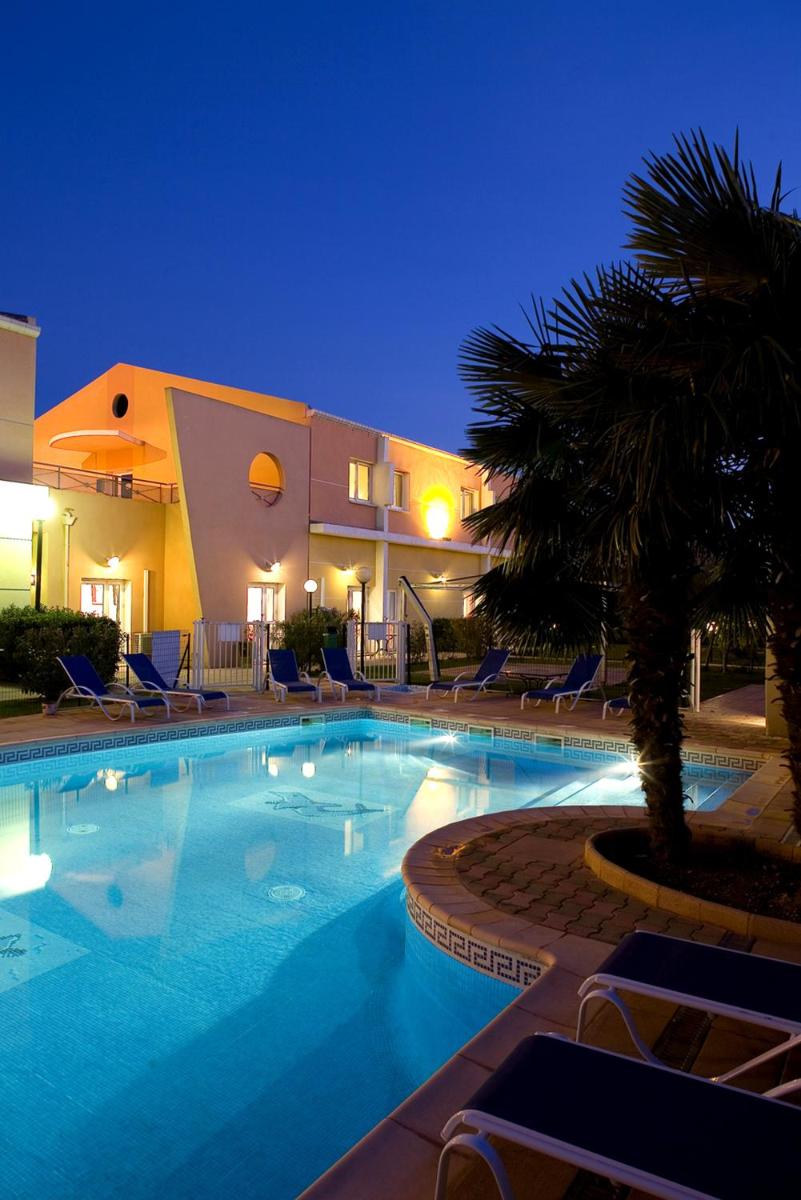 Hôtel Ariane - Housity