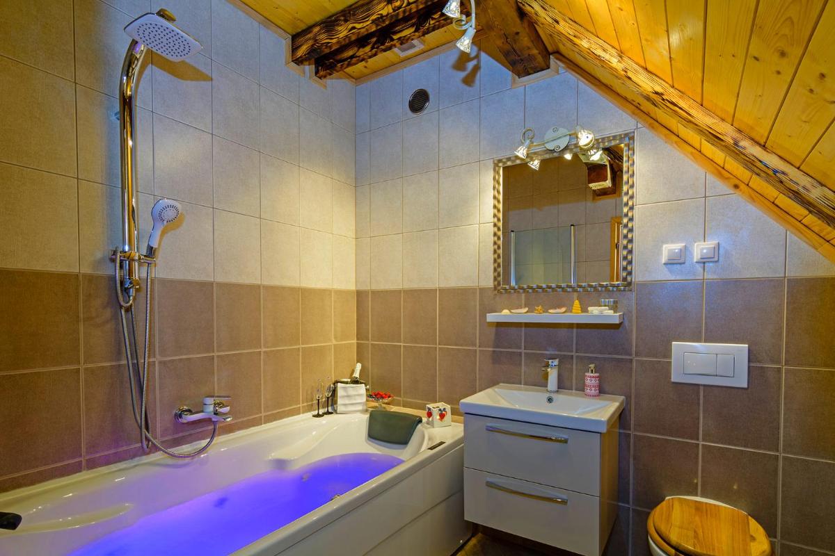 Holiday House Sobol - Housity