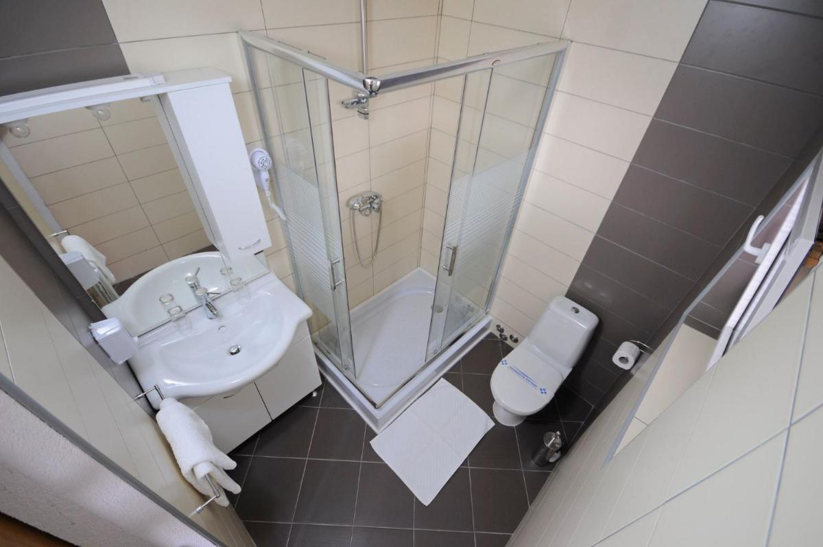 Guest House Korita - Housity