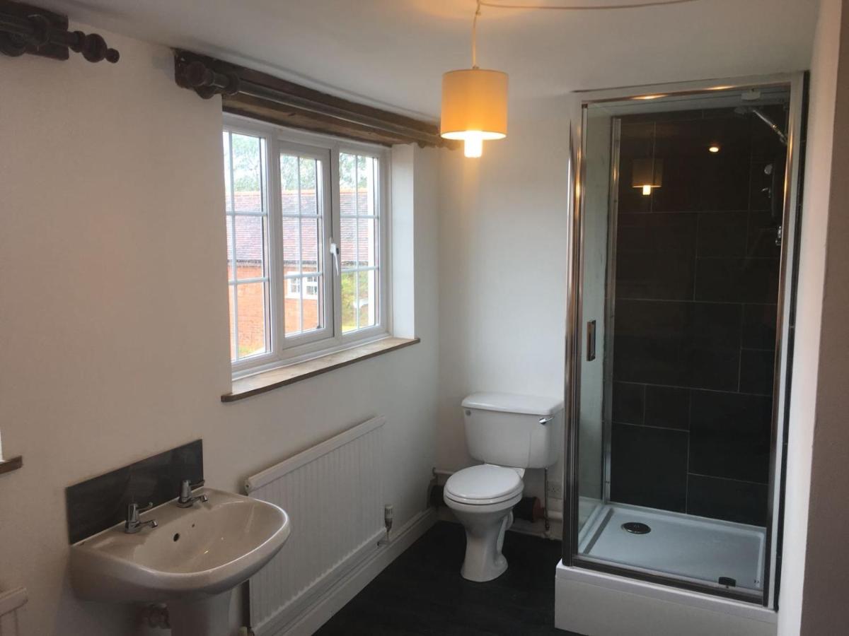 The Farmhouse - Housity