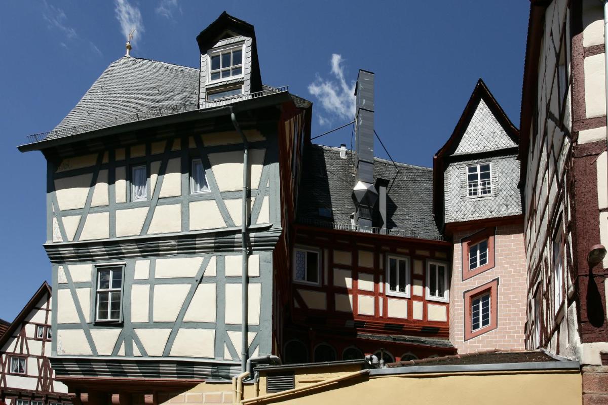 Hotel zum Riesen - älteste Fürstenherberge Deutschlands - Housity
