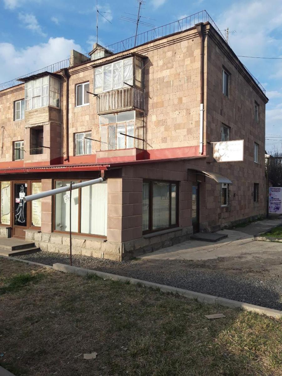 Kvartira posutochno - Housity