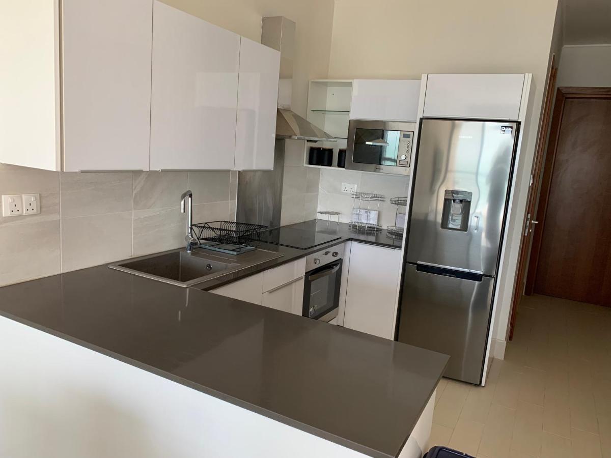 WATERFRONT FLAT 2 - Housity