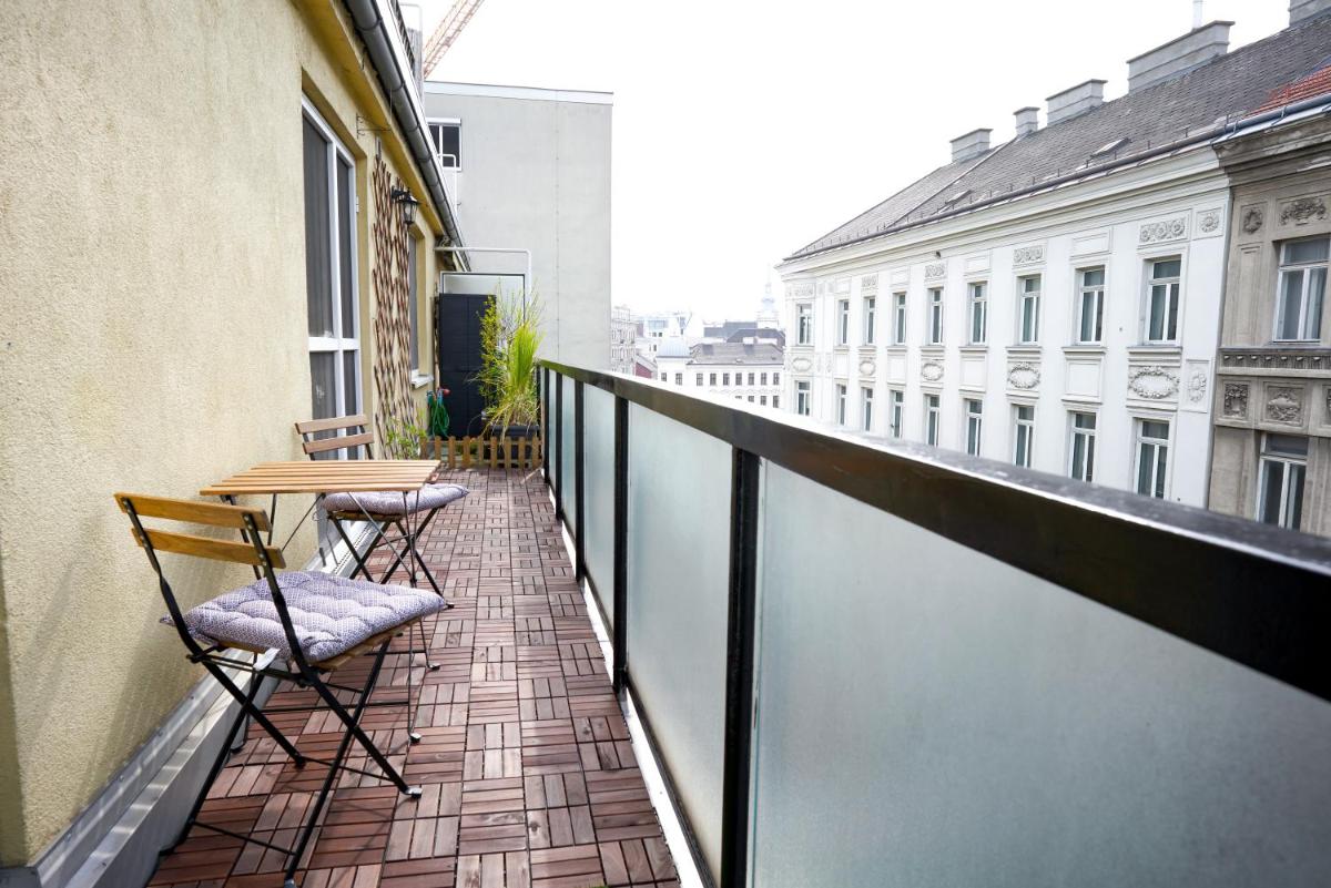 Suitetrails - Vienna Time apartment Naschmarkt area