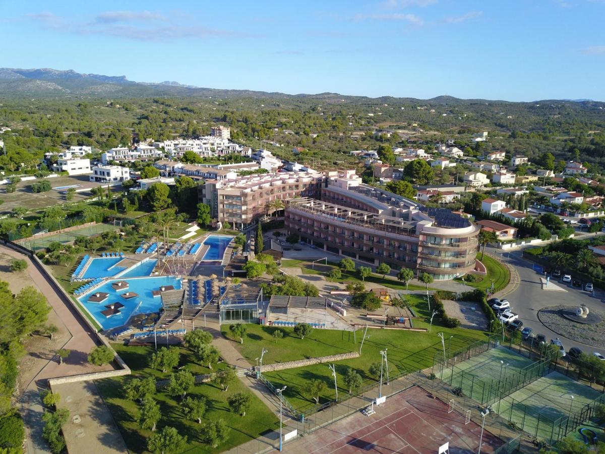 Piscina en o cerca de Ohtels Les Oliveres