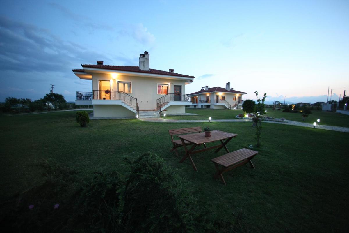 Mouses Apartments - Housity