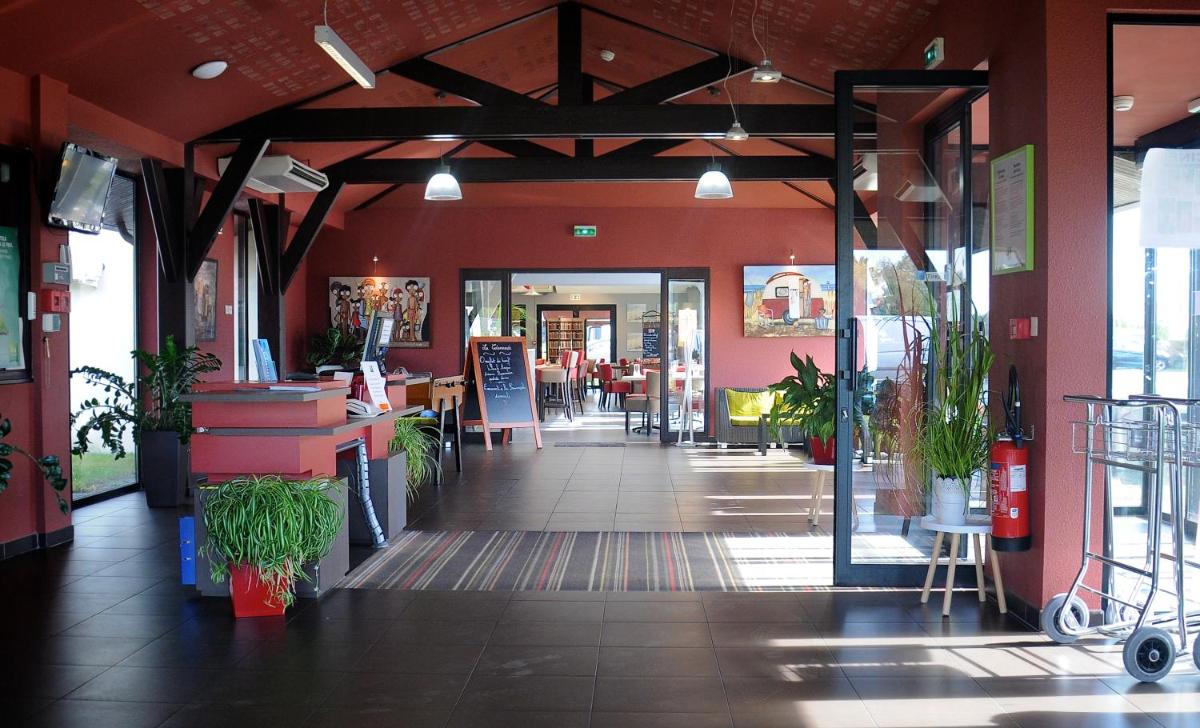 ibis Styles Segre - Housity