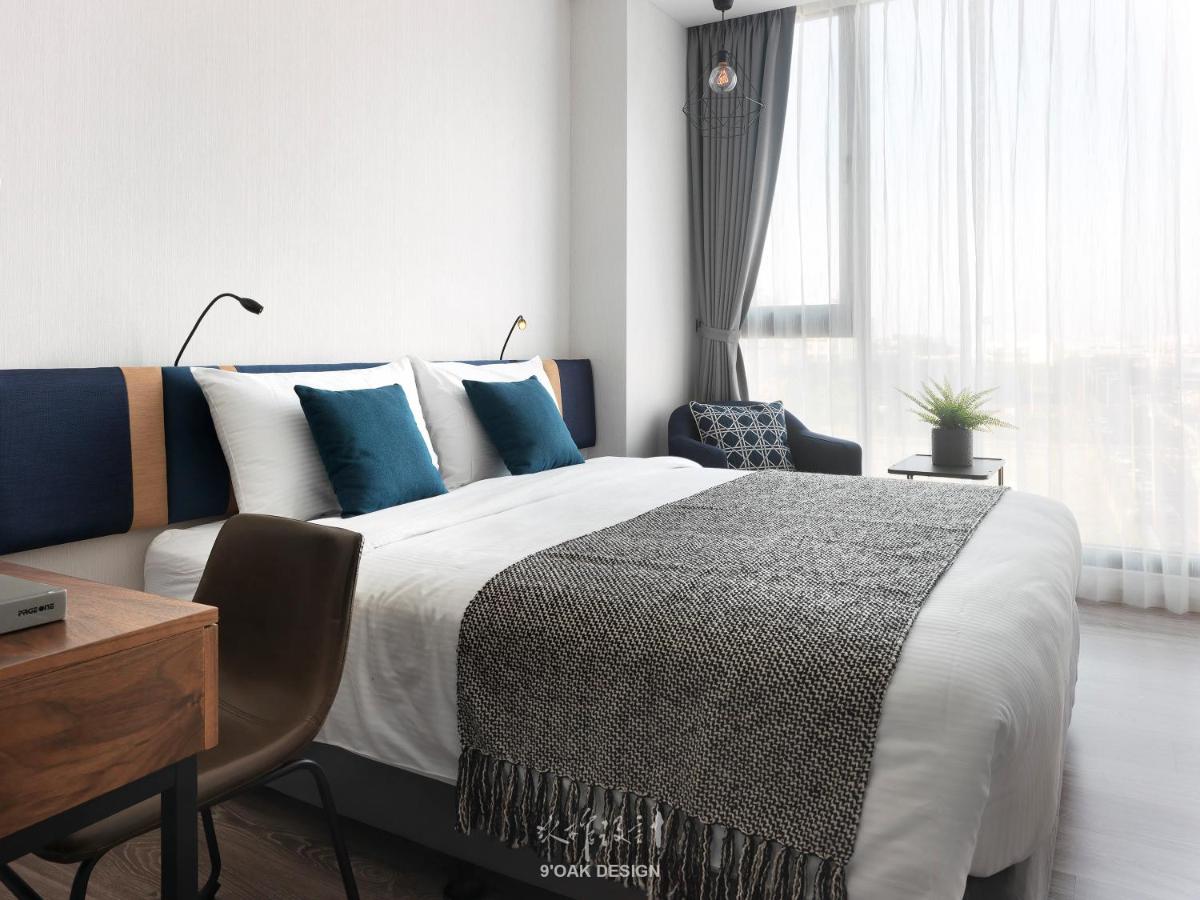 Explore Hotel - Housity
