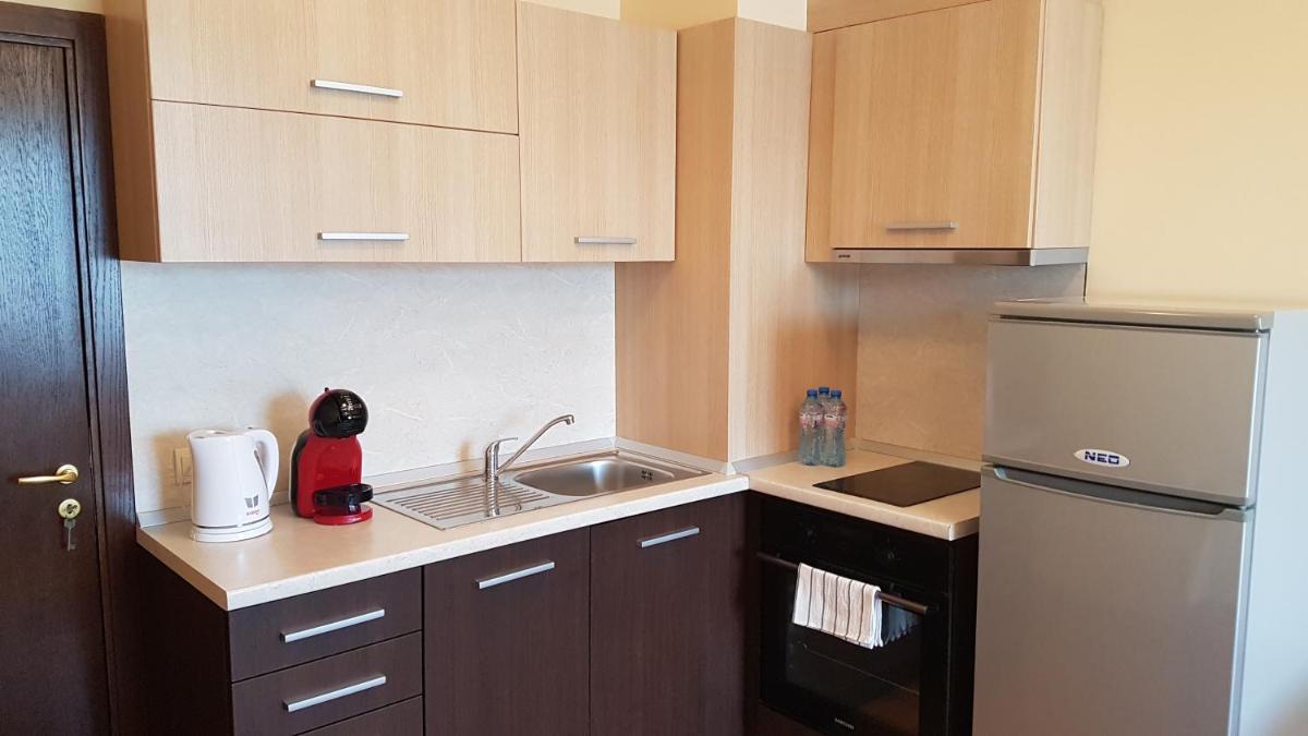 Maximilian Apartment - Housity