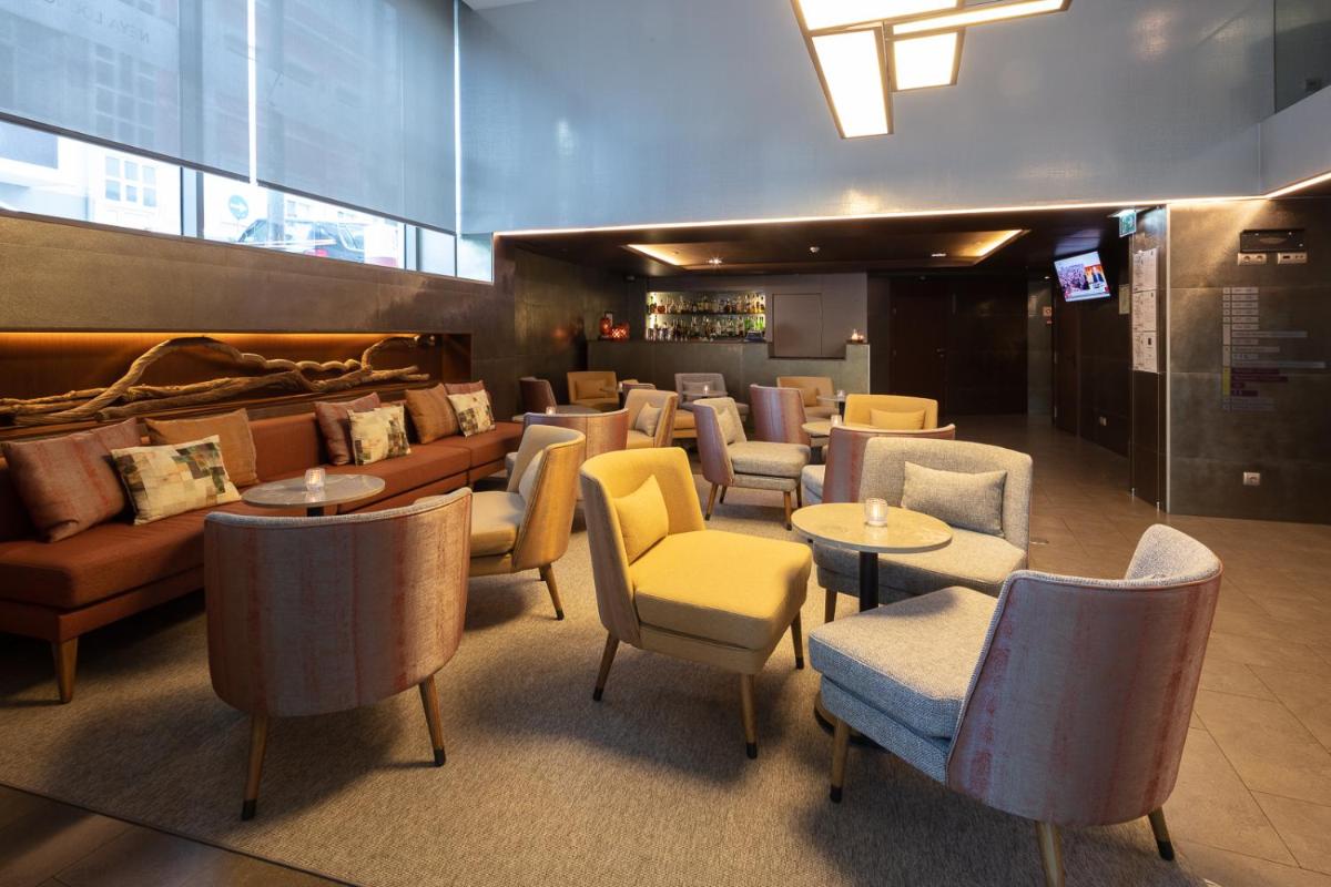 Uma área de estar em NEYA Lisboa Hotel